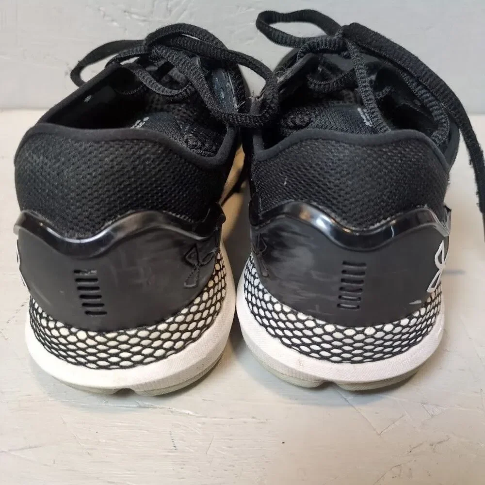 Big Kids Under Armour Hovr Sonic 6 Comfort Athletic Running Sneakers Size 6